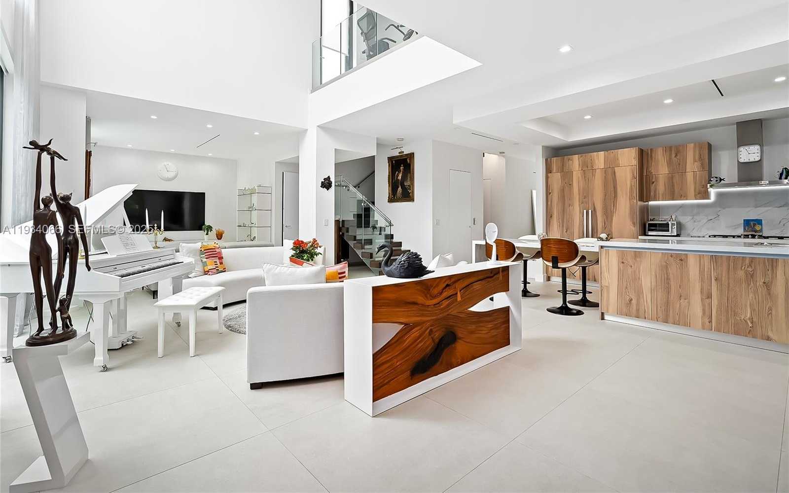 Small Image of 311 SOUTH EAST 189TH ST, Sunny Isles Beach Number 54