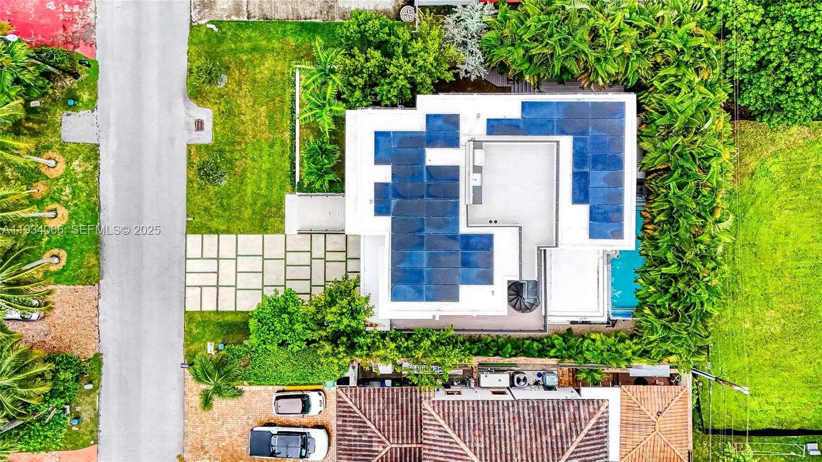 Small Image of 311 SOUTH EAST 189TH ST, Sunny Isles Beach Number 61