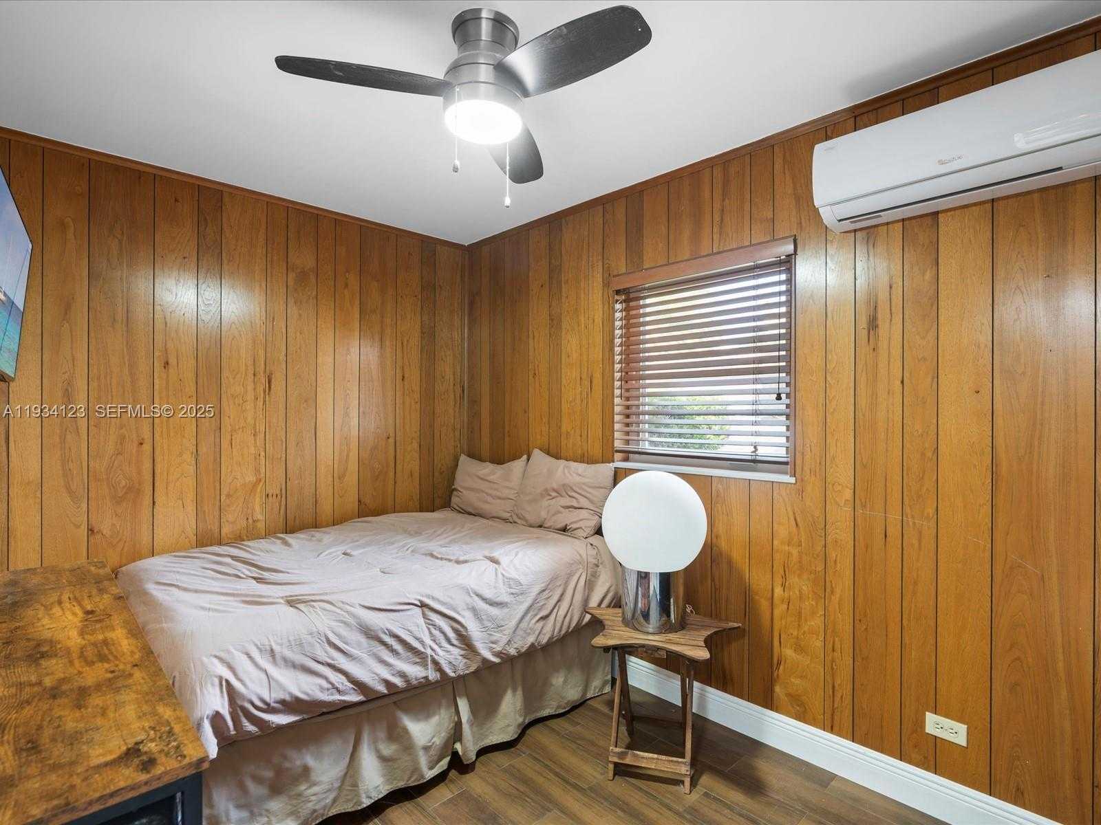 Small Image of 624 PALM DR, Hallandale Beach Number 20