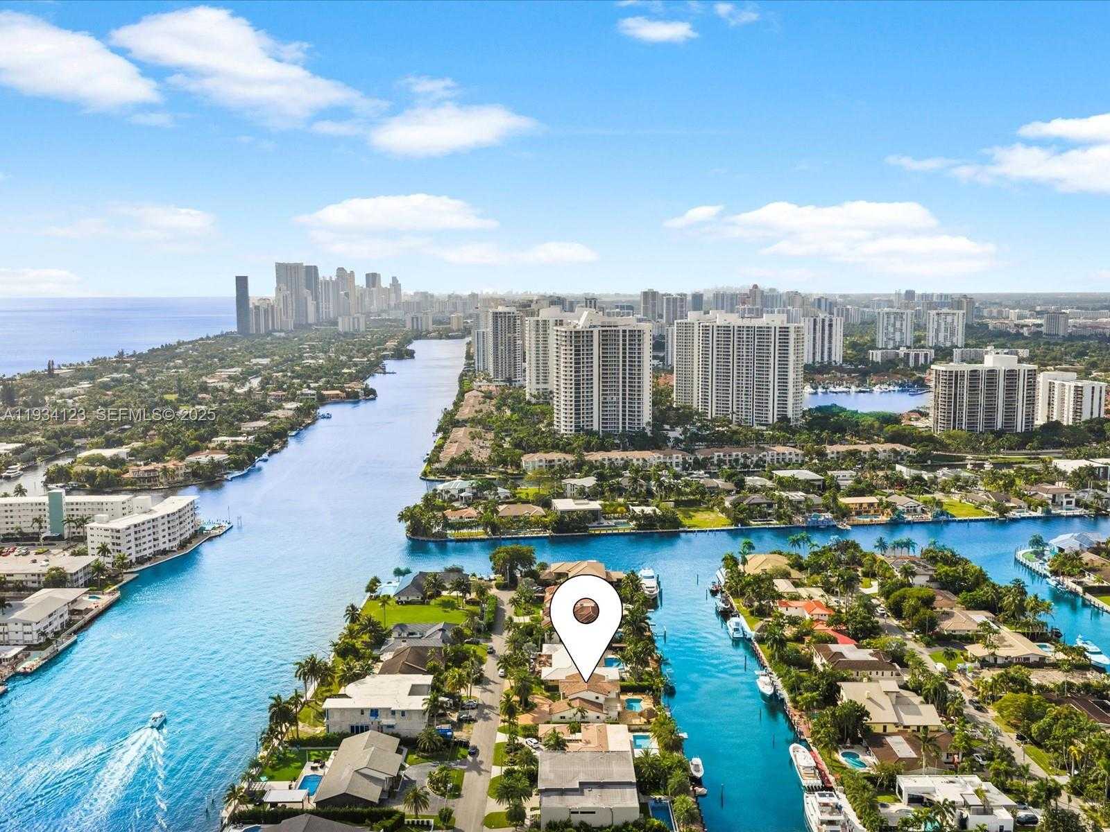 Small Image of 624 PALM DR, Hallandale Beach Number 39
