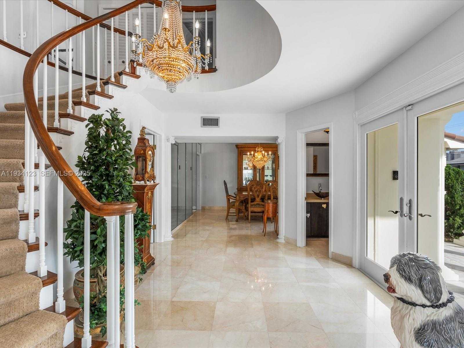 Small Image of 624 PALM DR, Hallandale Beach Number 9