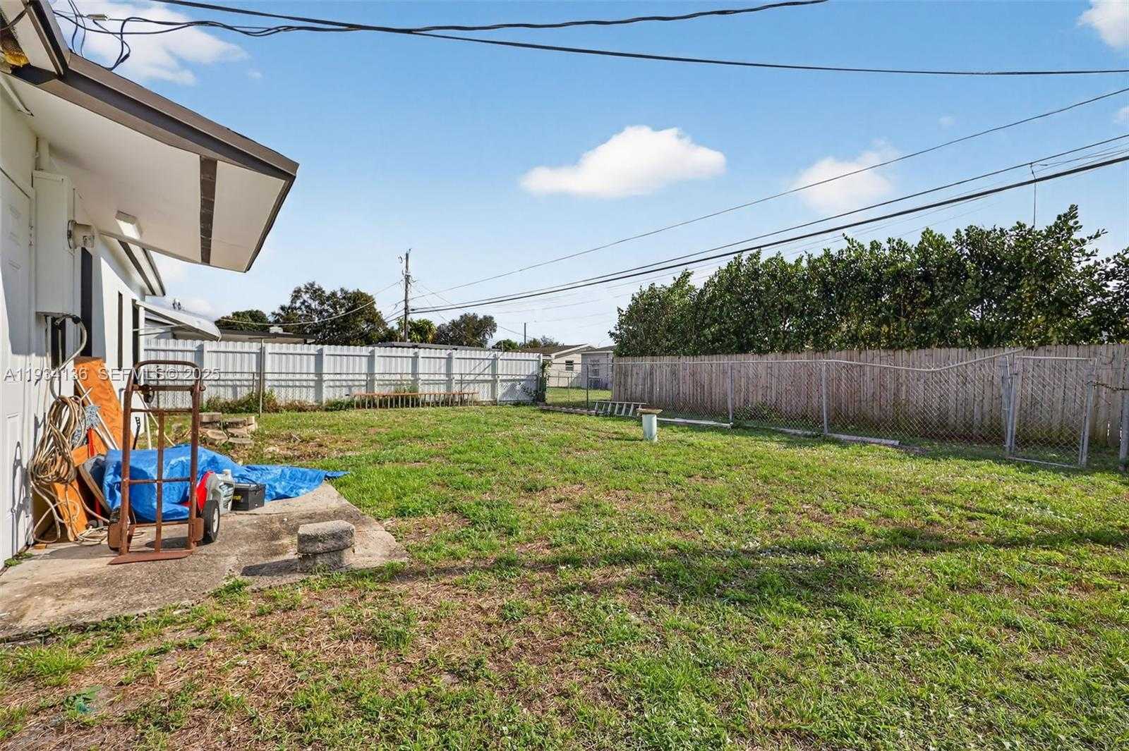 Small Image of 2440 NORTH WEST 152ND TER, Miami Gardens Number 18