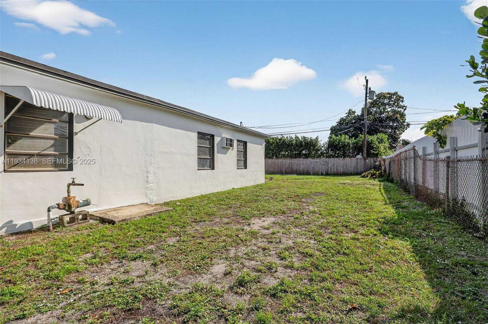 Small Image of 2440 NORTH WEST 152ND TER, Miami Gardens Number 21