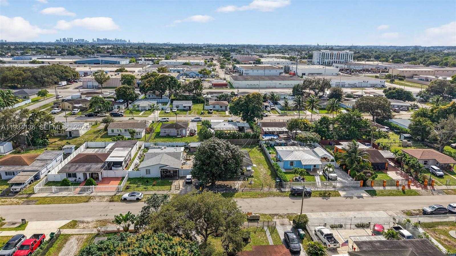 Small Image of 2440 NORTH WEST 152ND TER, Miami Gardens Number 23