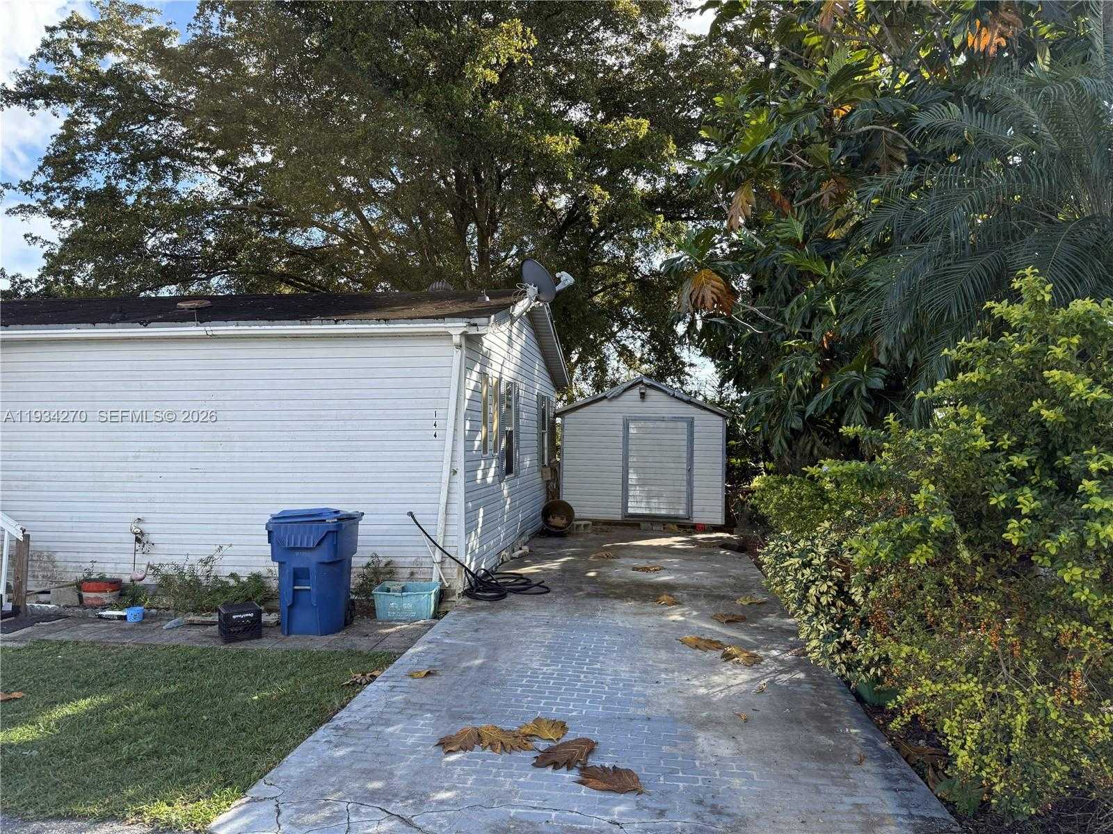 Small Image of 19800 SOUTH WEST 180TH AVE 144, Miami Number 2