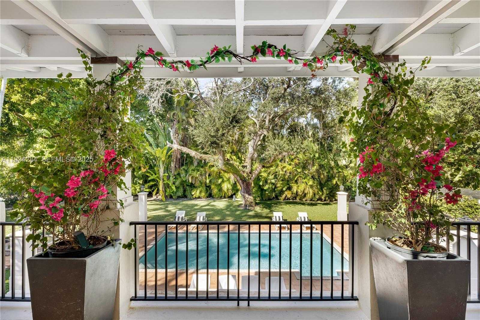 Small Image of 8000 LOS PINOS BLVD, Coral Gables Number 32