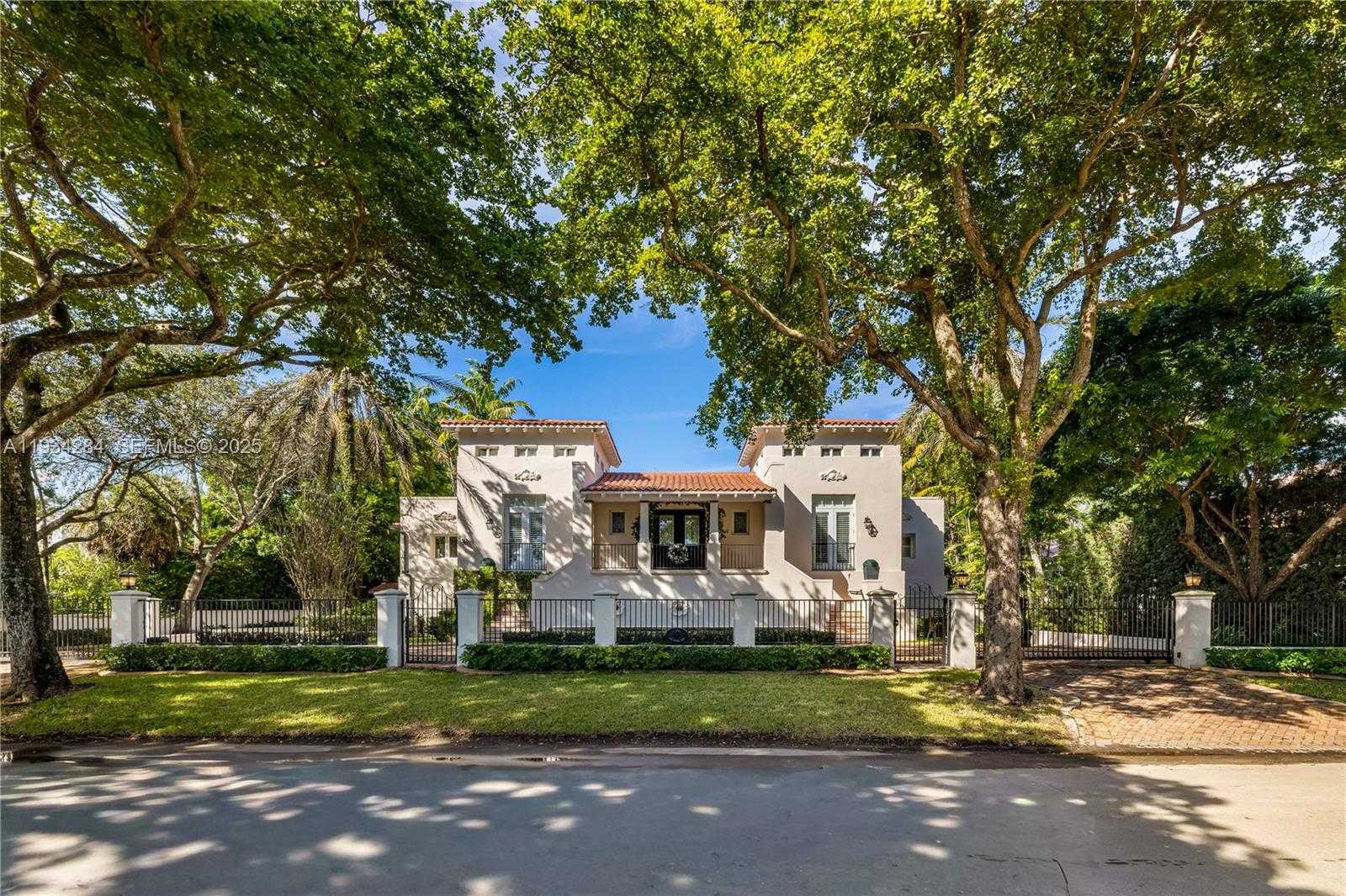 Small Image of 8000 LOS PINOS BLVD, Coral Gables Number 47