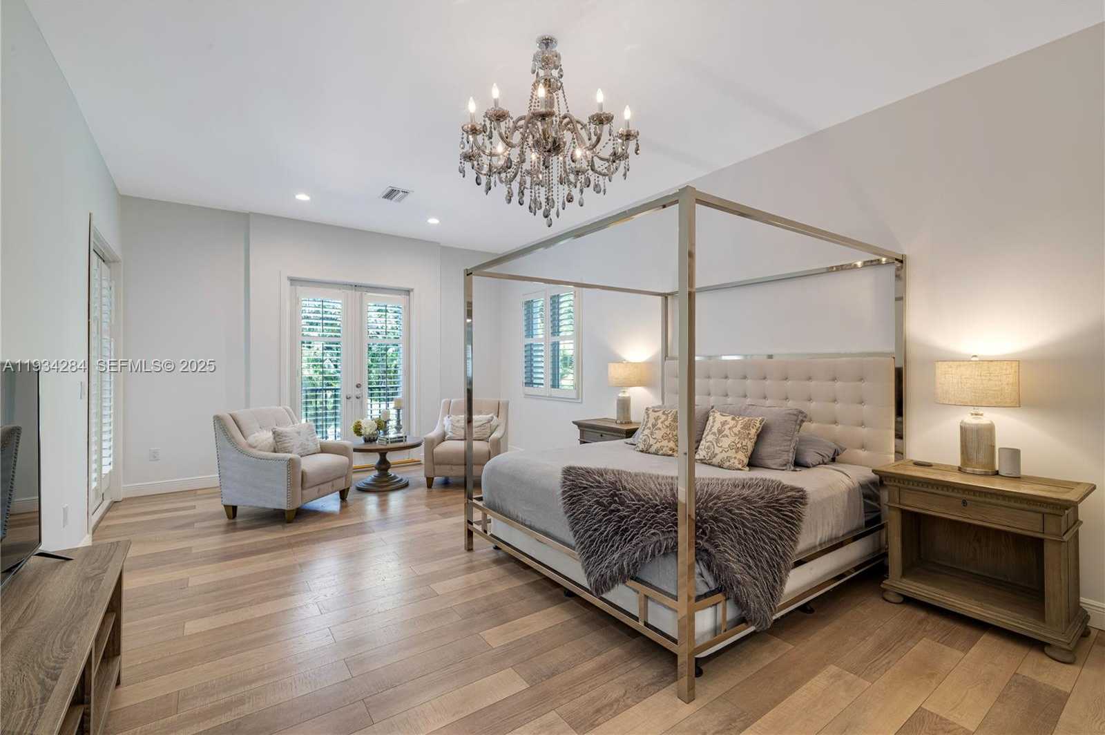 Small Image of 8000 LOS PINOS BLVD, Coral Gables Number 9