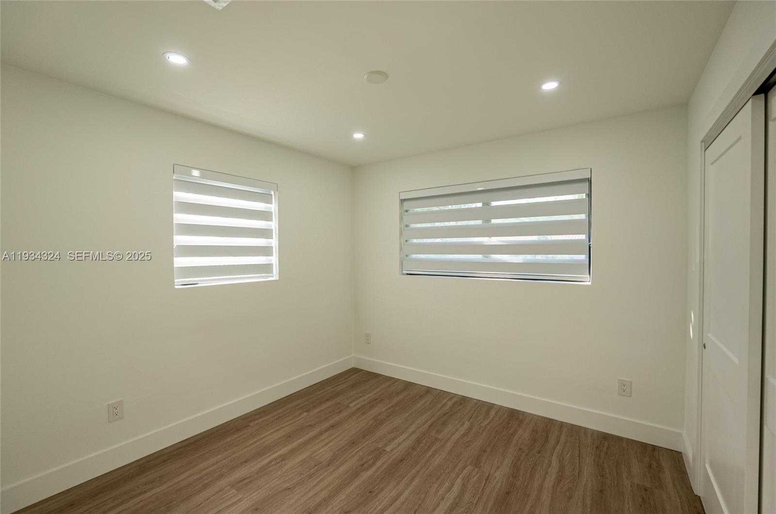 Small Image of 14515 MAHOGANY CT, Miami Lakes Number 13
