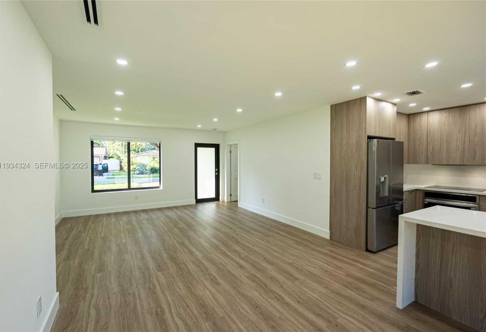 Small Image of 14515 MAHOGANY CT, Miami Lakes Number 9