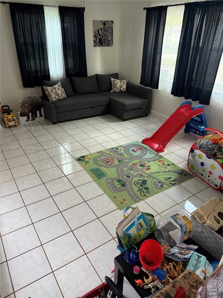 Small Image of 6270 SOUTH WEST 8TH PL, North Lauderdale Number 5