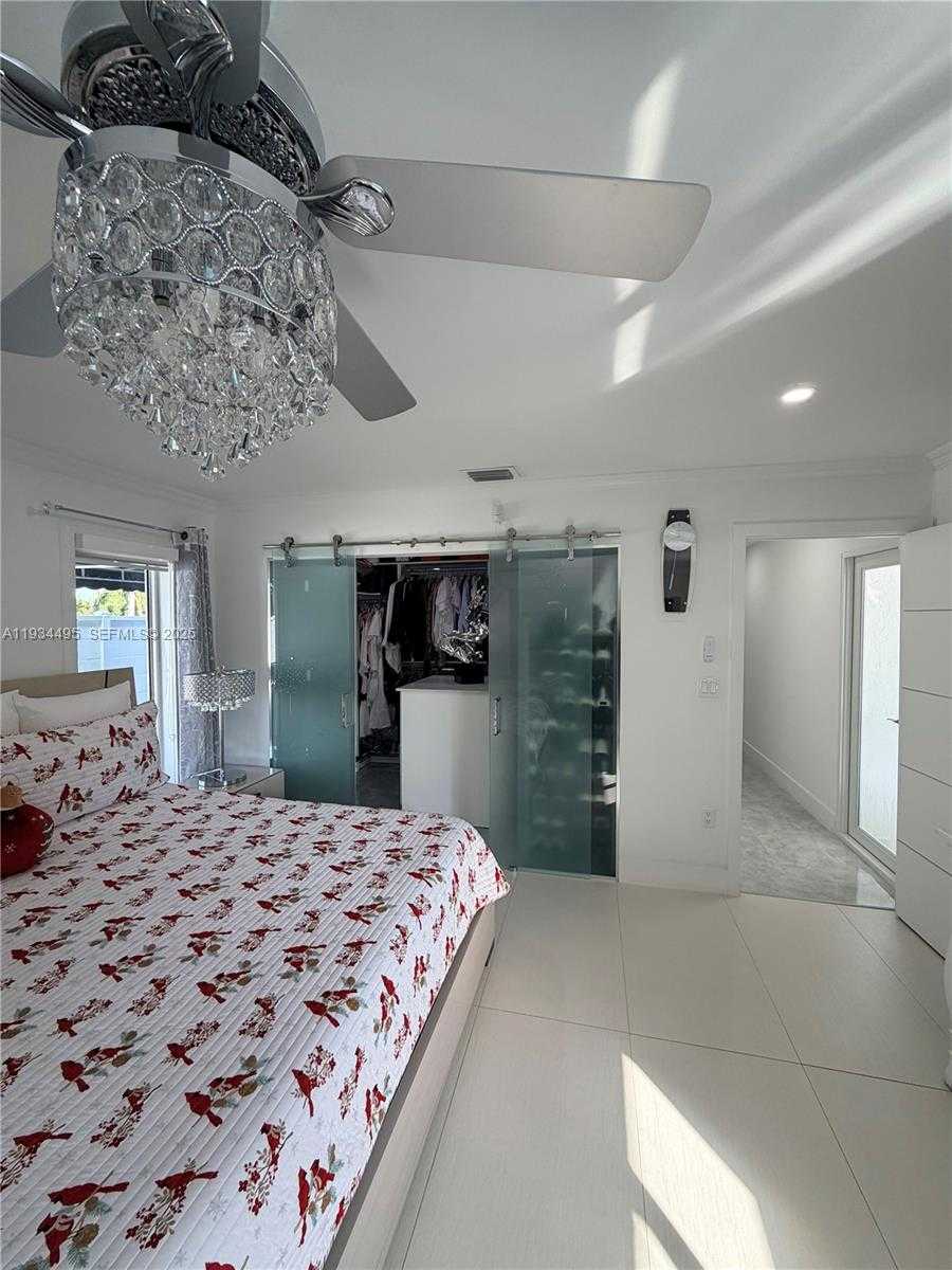 Small Image of 14280 SOUTH WEST 36TH ST, Miami Number 19