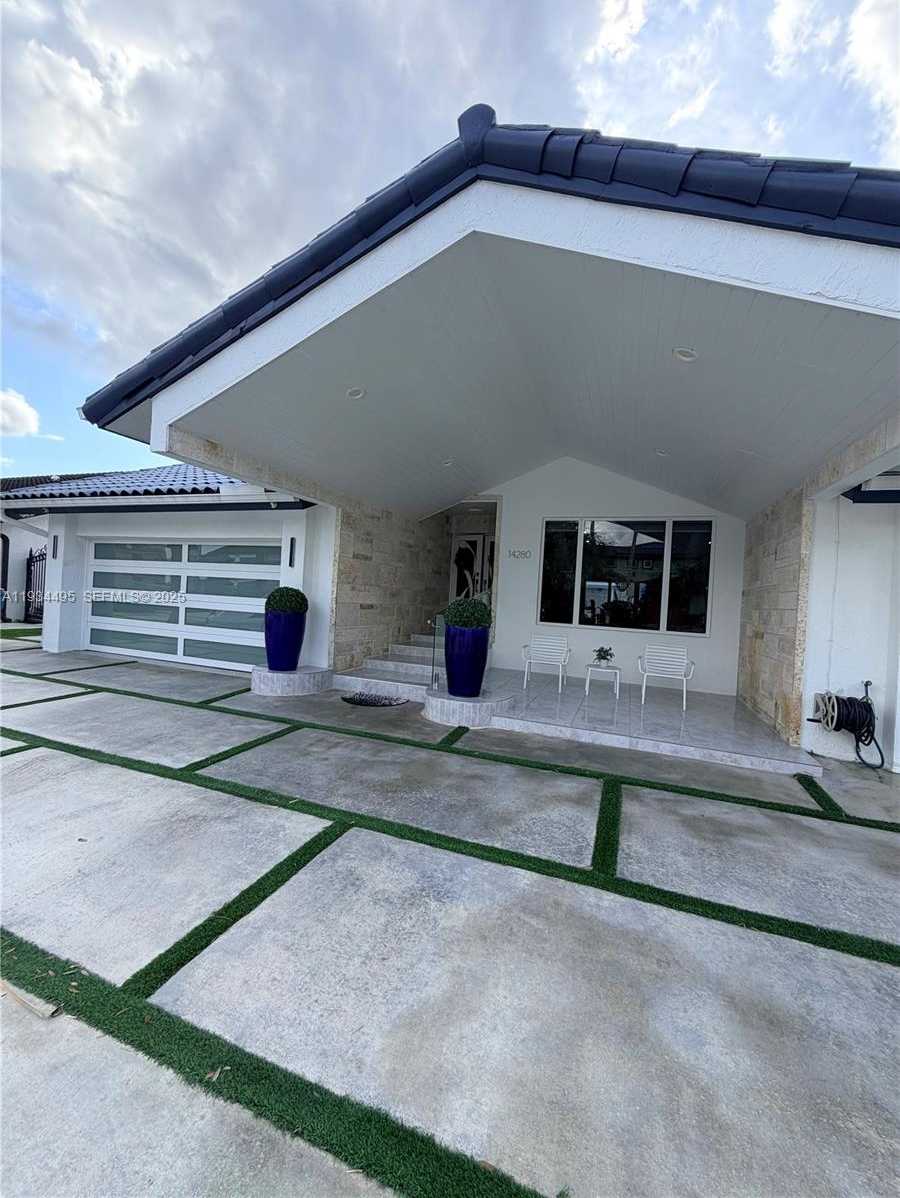 Small Image of 14280 SOUTH WEST 36TH ST, Miami Number 2