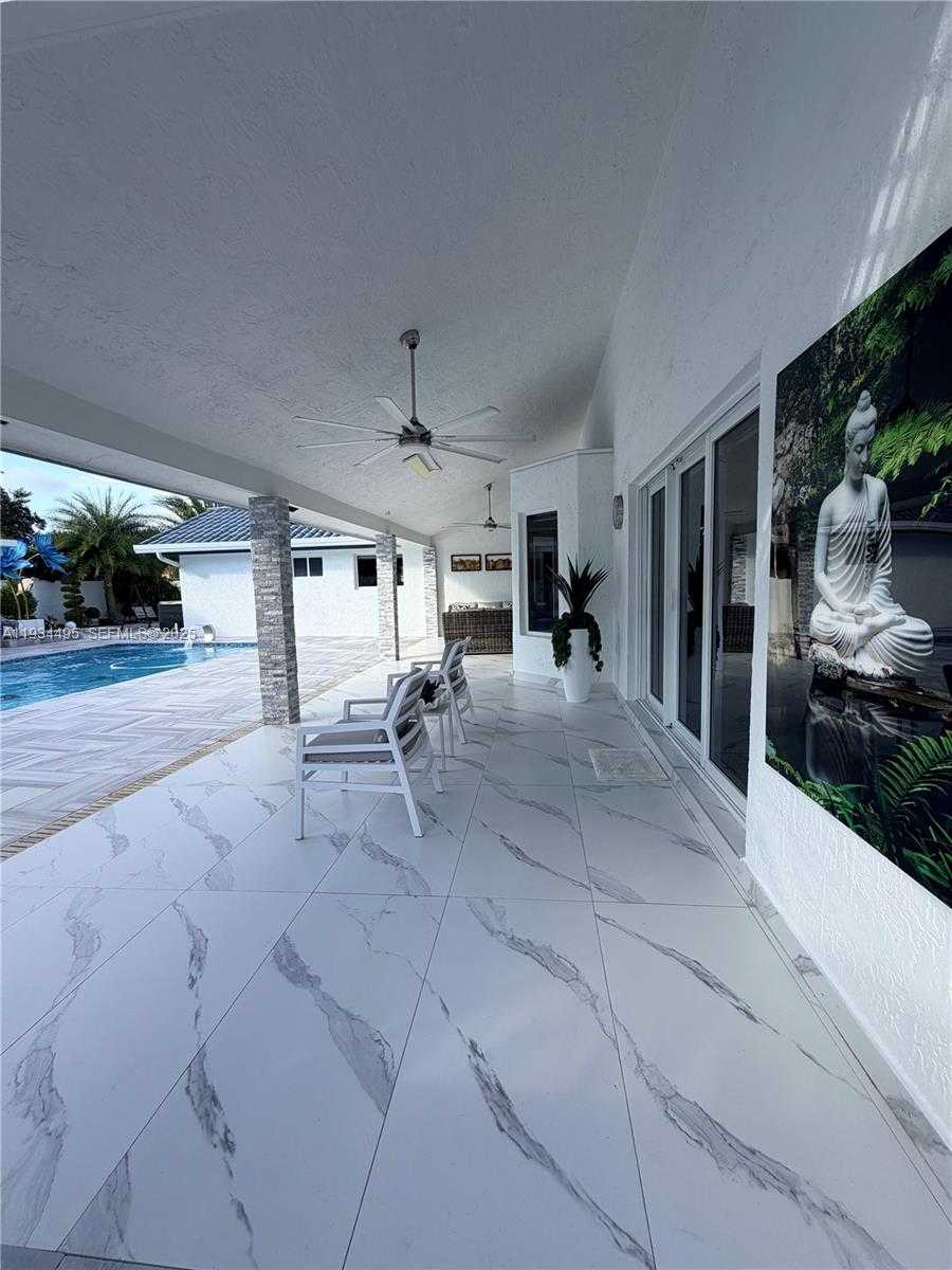 Small Image of 14280 SOUTH WEST 36TH ST, Miami Number 28