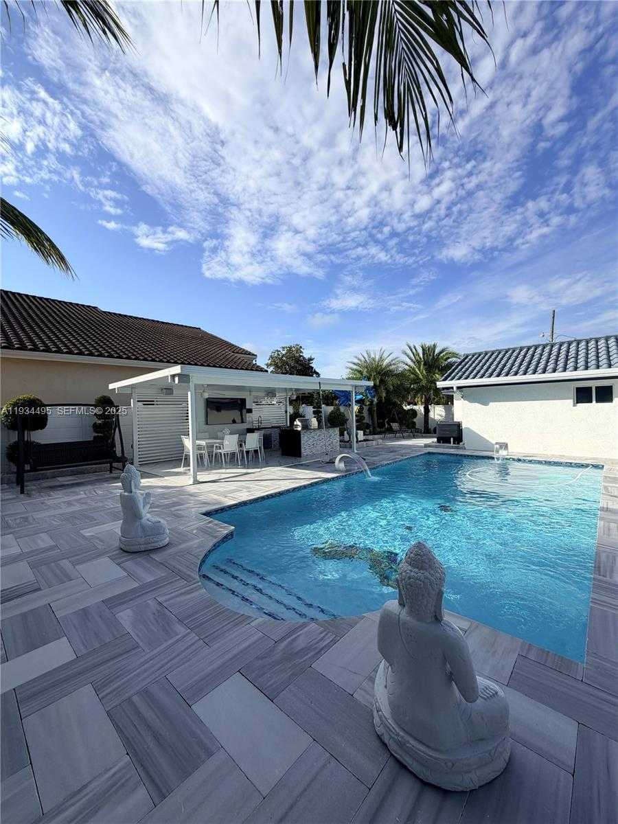 Small Image of 14280 SOUTH WEST 36TH ST, Miami Number 29