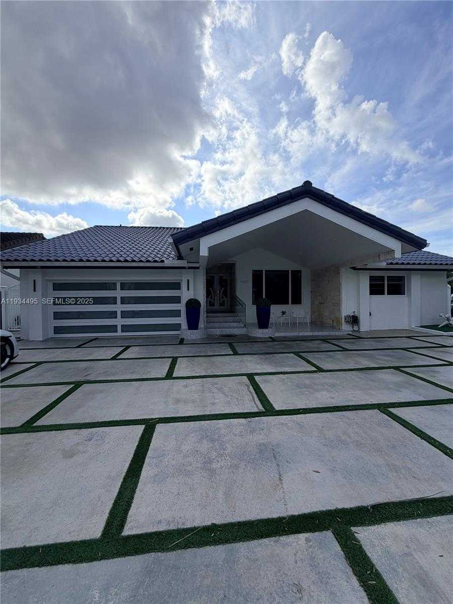 Small Image of 14280 SOUTH WEST 36TH ST, Miami Number 4