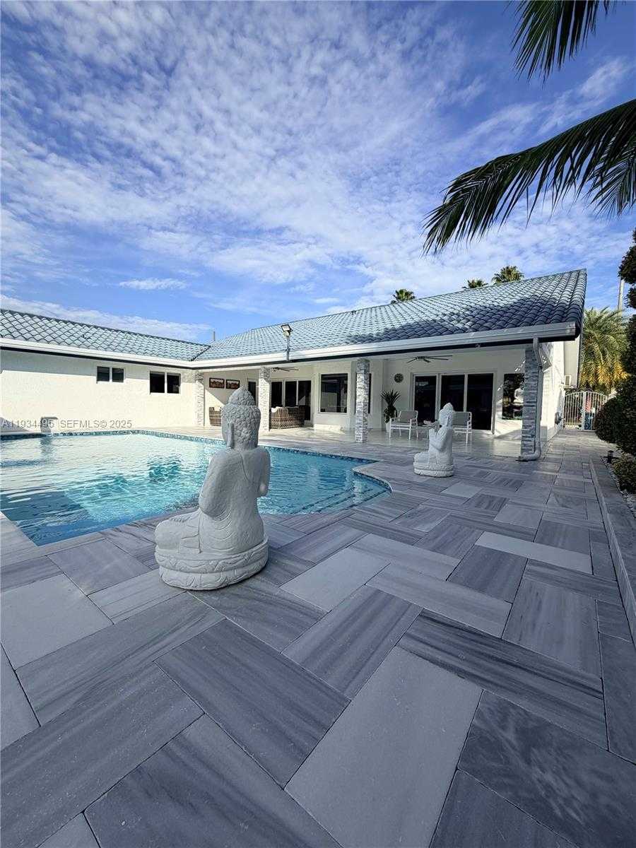 Small Image of 14280 SOUTH WEST 36TH ST, Miami Number 41