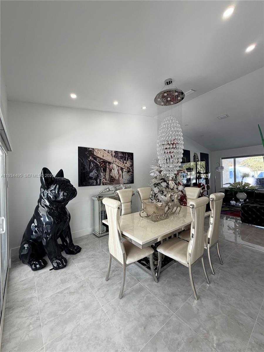 Small Image of 14280 SOUTH WEST 36TH ST, Miami Number 9