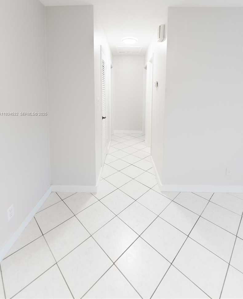 Small Image of 5706 NORTH EAST 15TH AVE, Fort Lauderdale Number 10