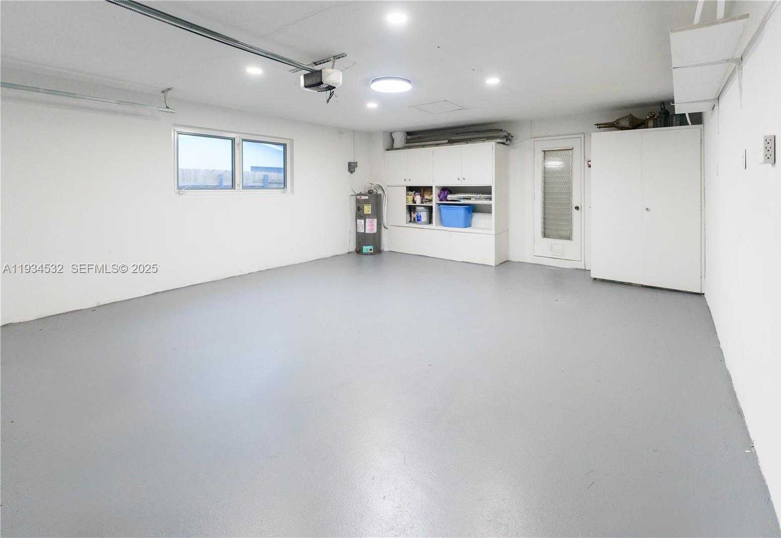 Small Image of 5706 NORTH EAST 15TH AVE, Fort Lauderdale Number 21