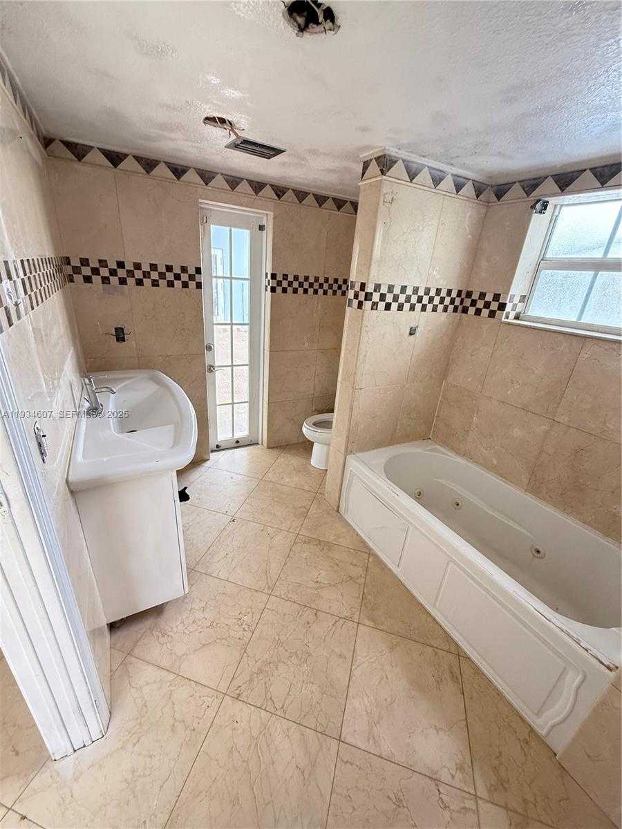 Small Image of 30905 SOUTH WEST 194TH AVE, Homestead Number 11