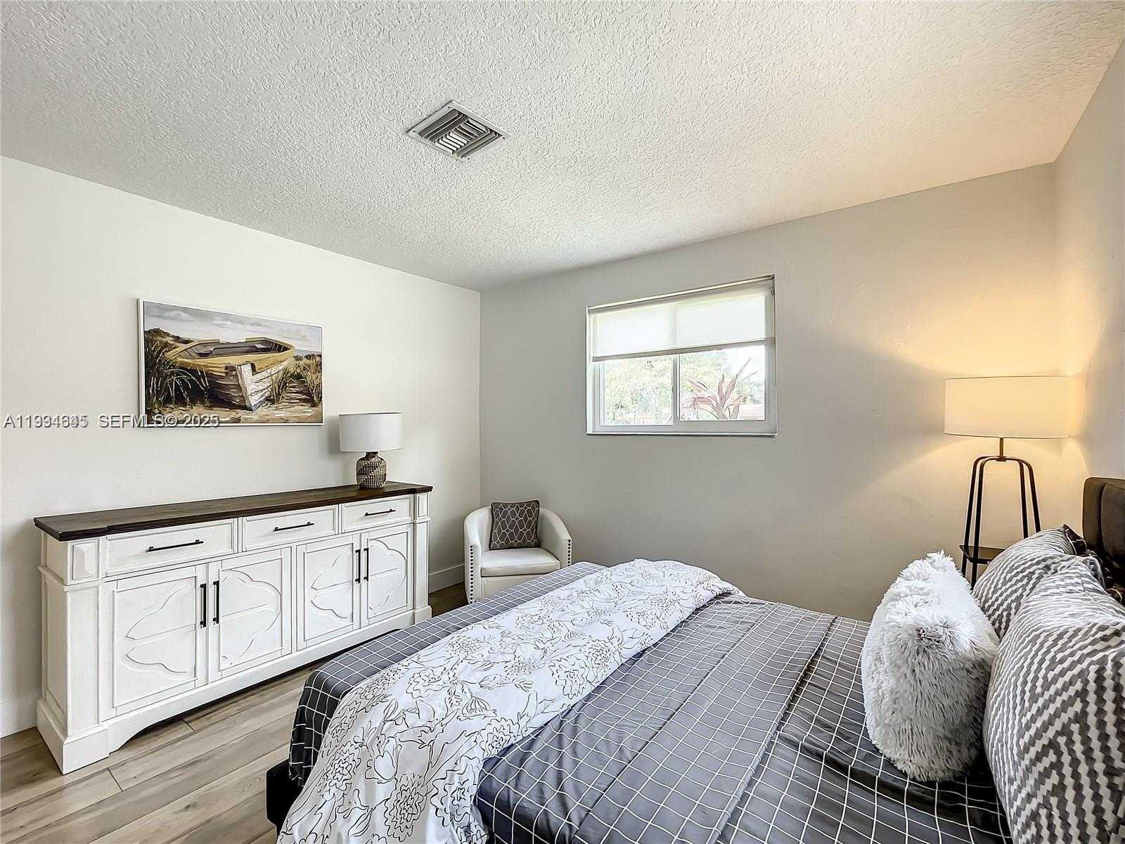 Small Image of 5880 SOUTH WEST 13TH ST, Plantation Number 30