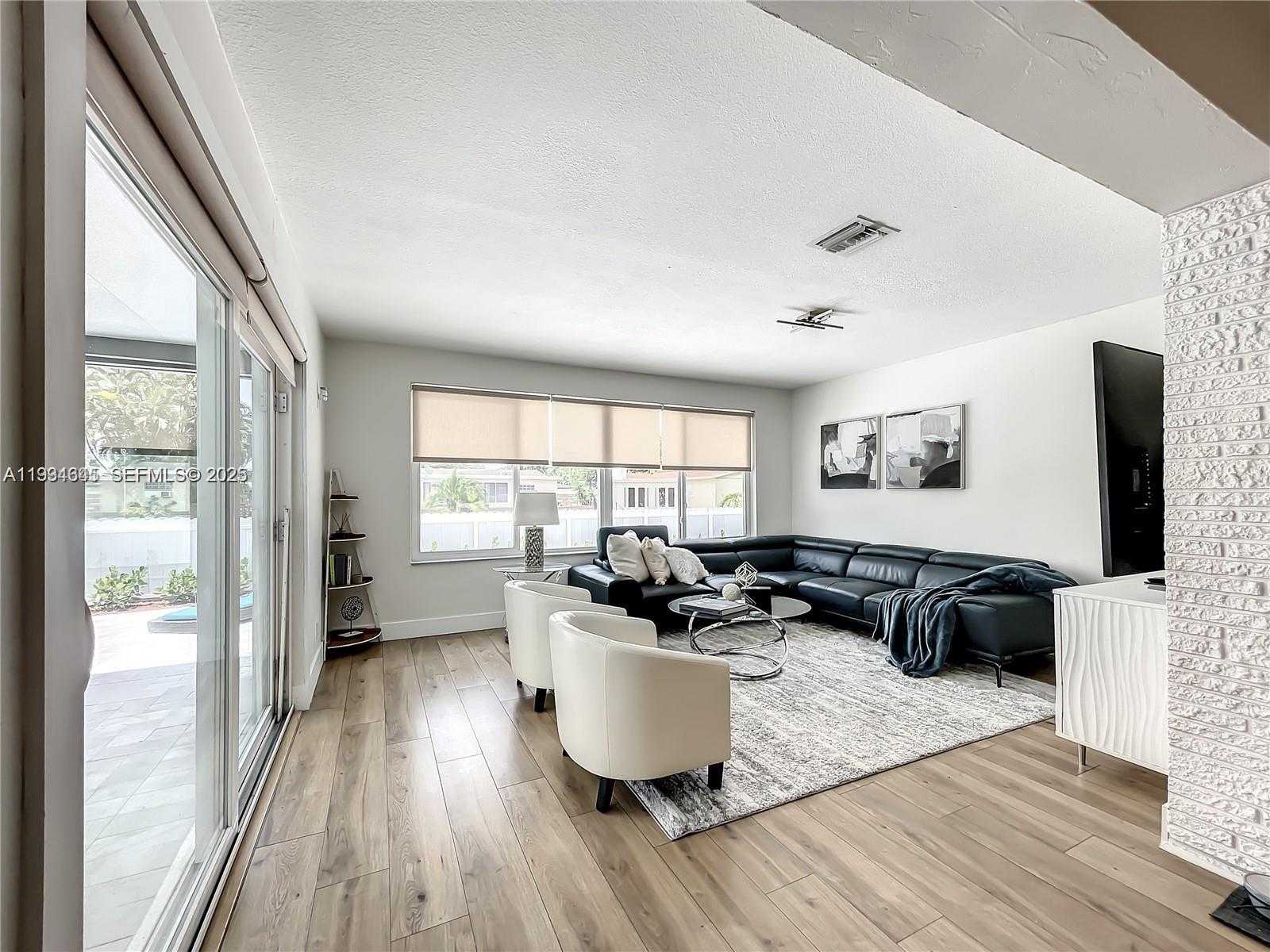 Small Image of 5880 SOUTH WEST 13TH ST, Plantation Number 35