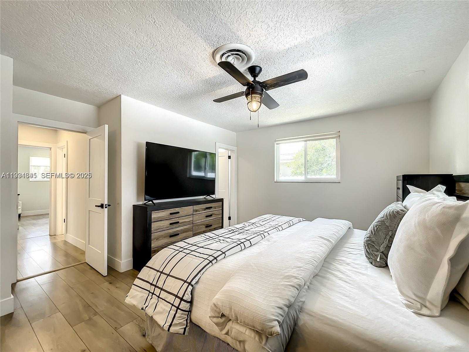 Small Image of 5880 SOUTH WEST 13TH ST, Plantation Number 37