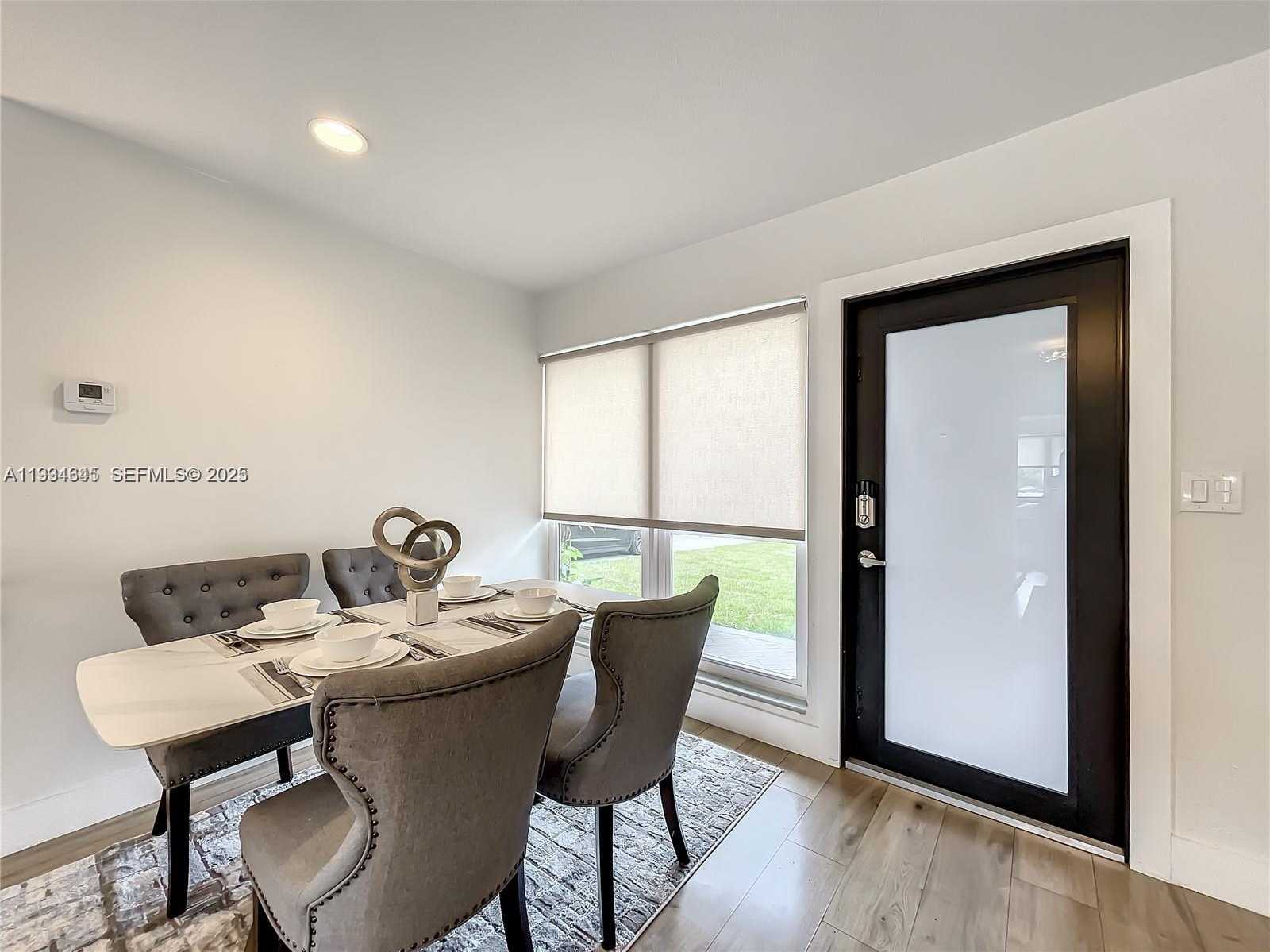 Small Image of 5880 SOUTH WEST 13TH ST, Plantation Number 7