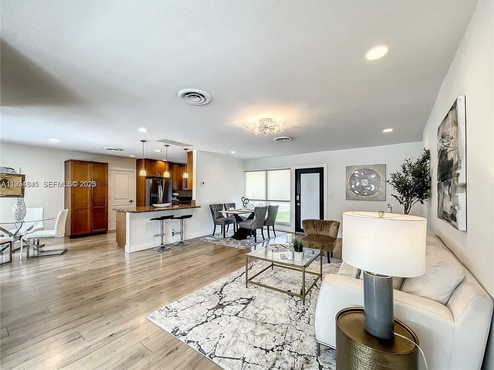 Small Image of 5880 SOUTH WEST 13TH ST, Plantation Number 9