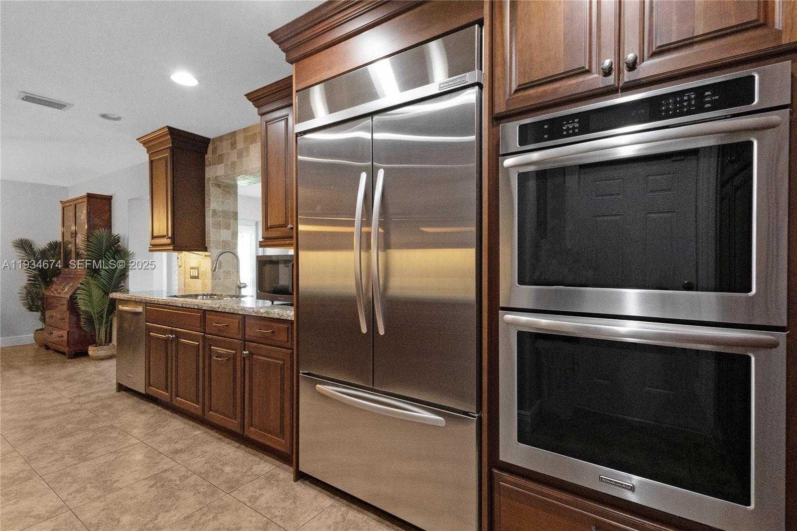 Small Image of 3401 NORTH EAST 21ST AVE, Lighthouse Point Number 15