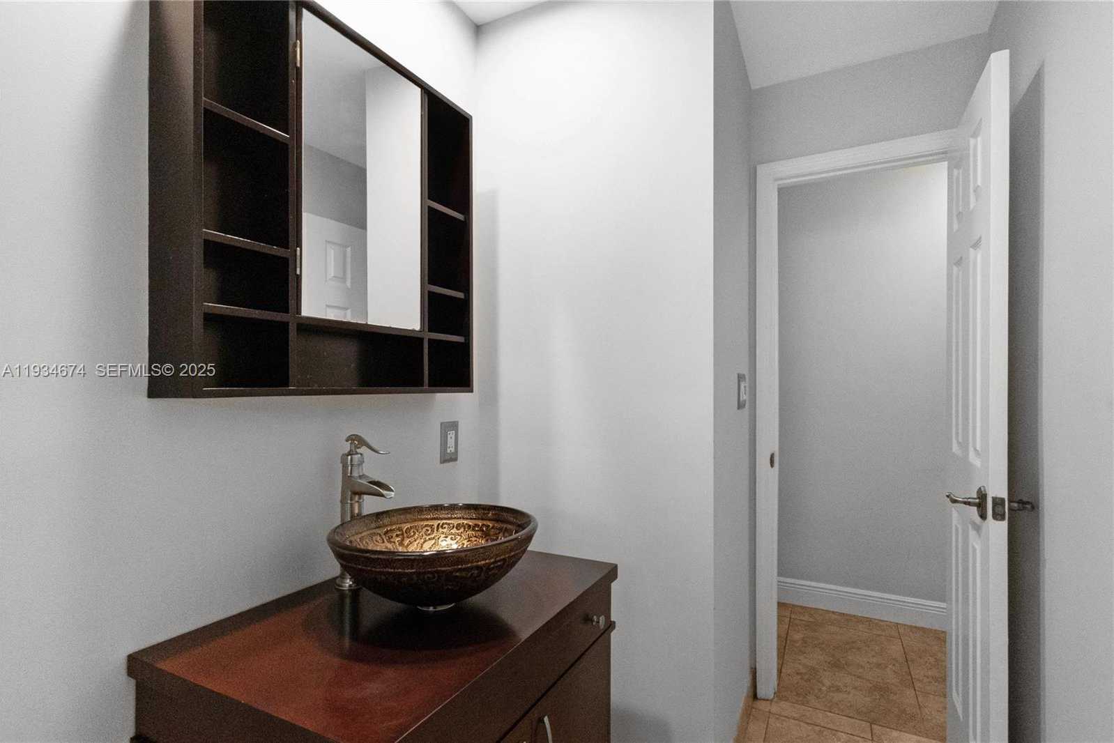 Small Image of 3401 NORTH EAST 21ST AVE, Lighthouse Point Number 27