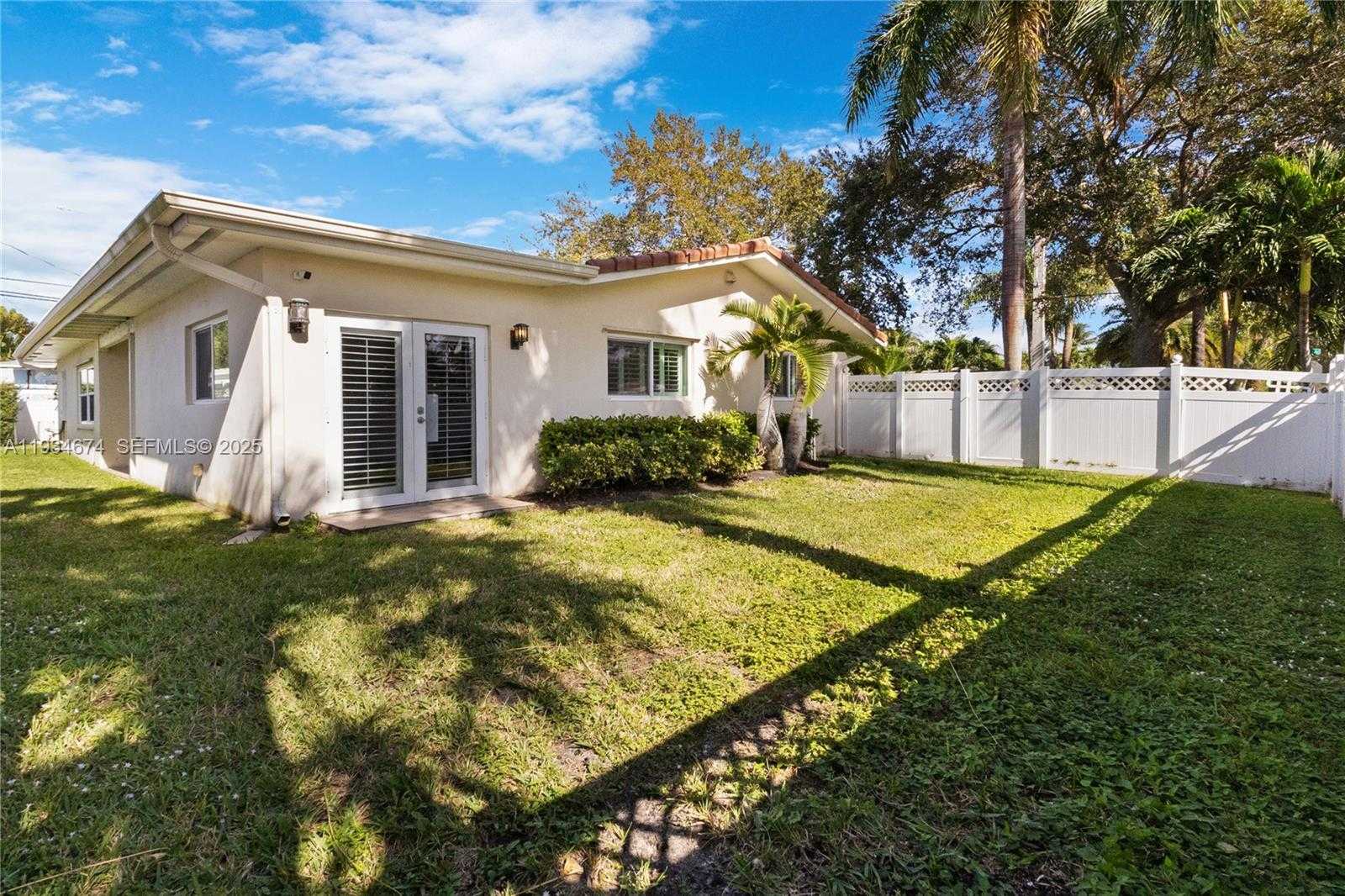 Small Image of 3401 NORTH EAST 21ST AVE, Lighthouse Point Number 32