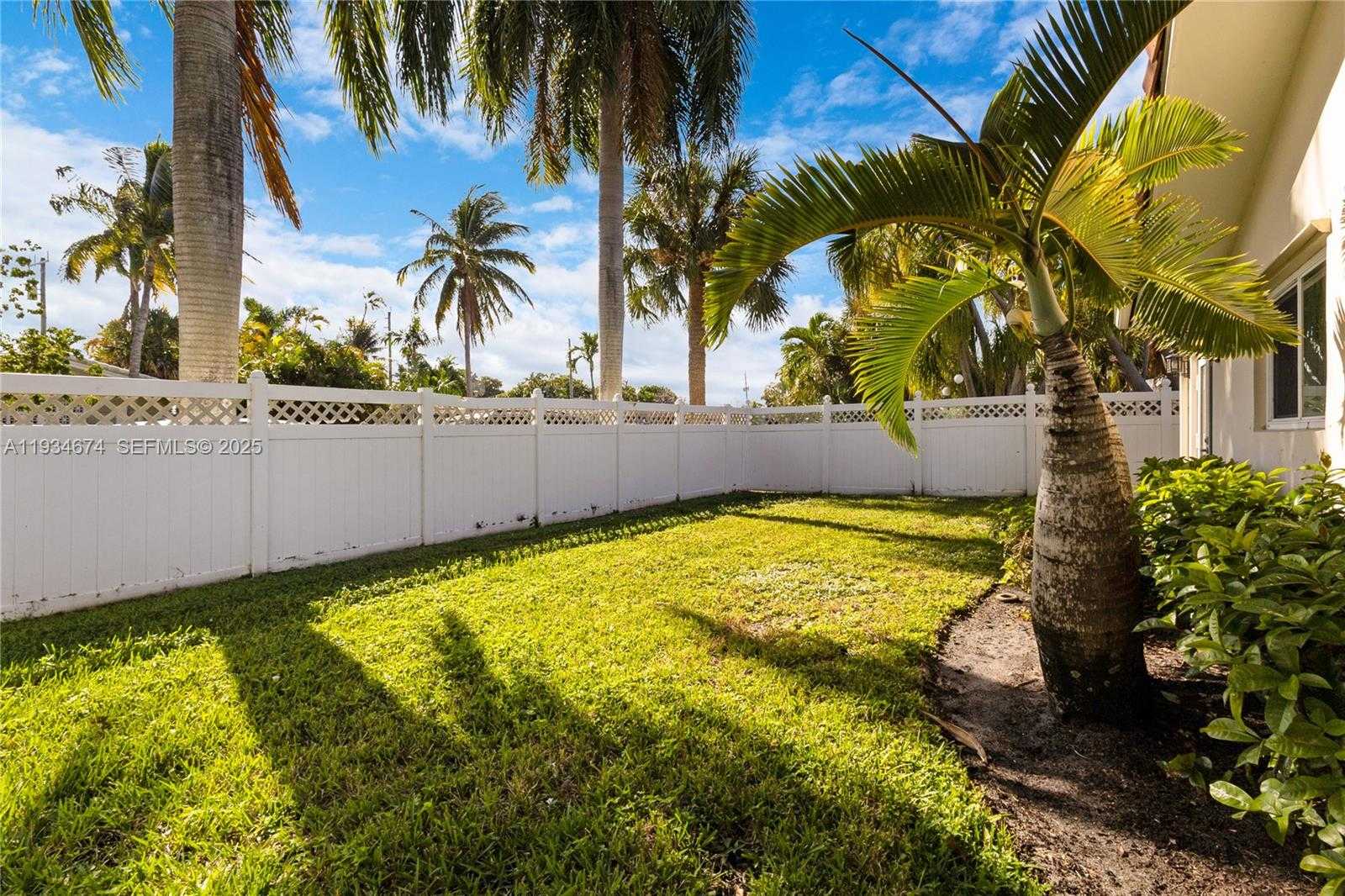 Small Image of 3401 NORTH EAST 21ST AVE, Lighthouse Point Number 34