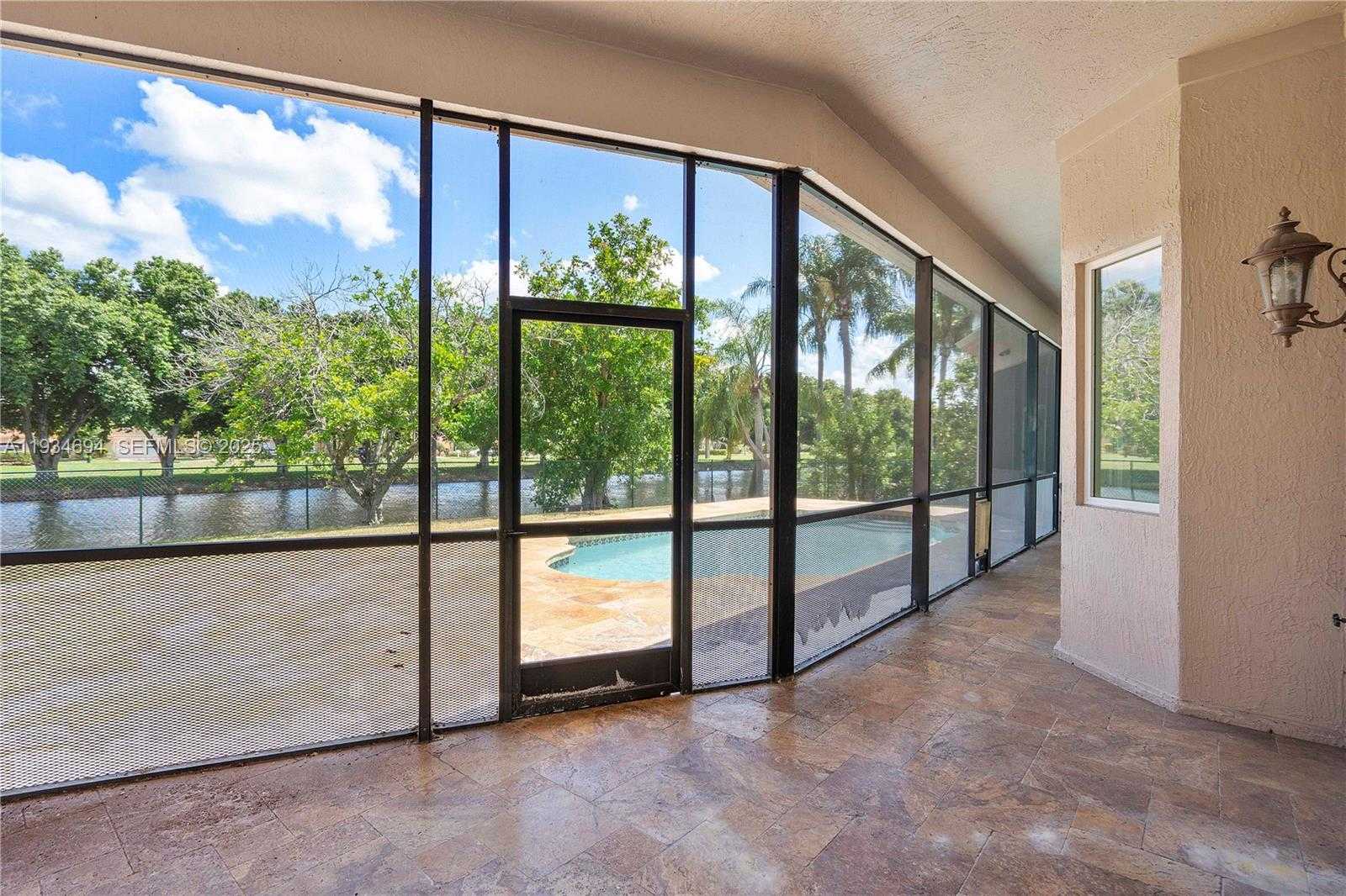 Small Image of 10922 NORTH WEST 49TH DR, Coral Springs Number 56