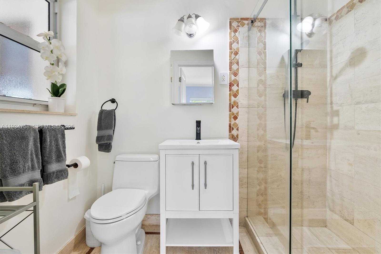 Small Image of 390 NORTH EAST 103RD ST, Miami Shores Number 33