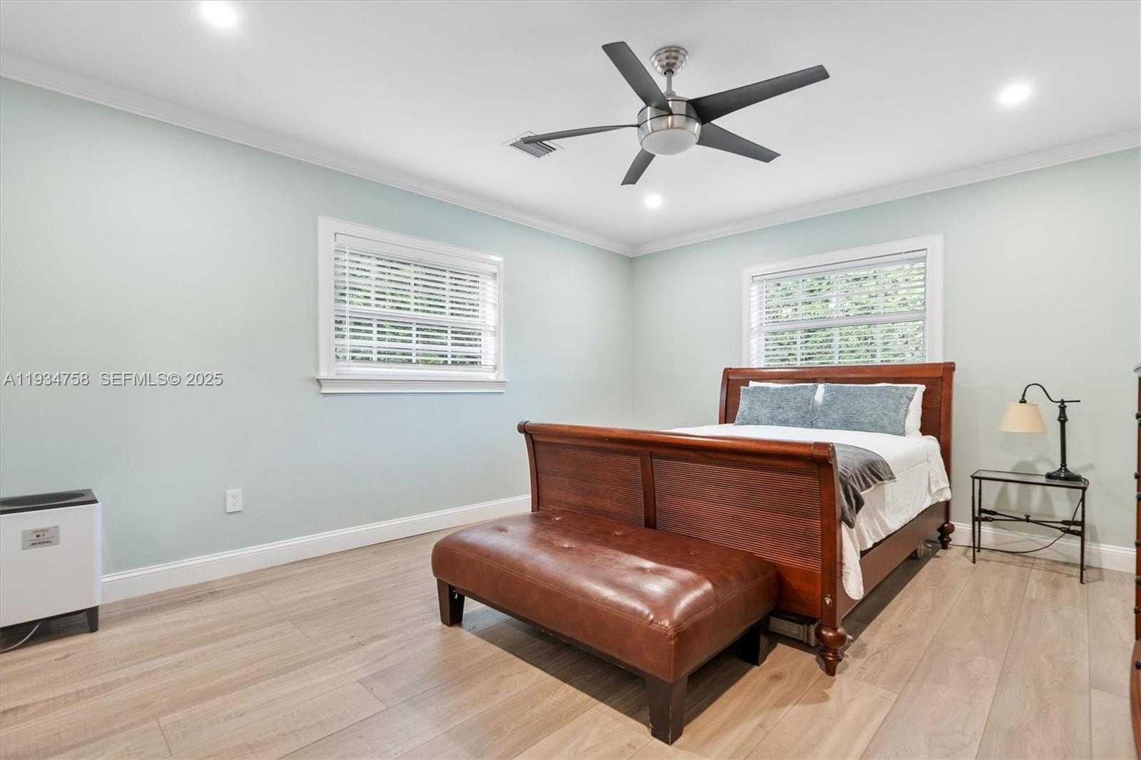 Small Image of 390 NORTH EAST 103RD ST, Miami Shores Number 34