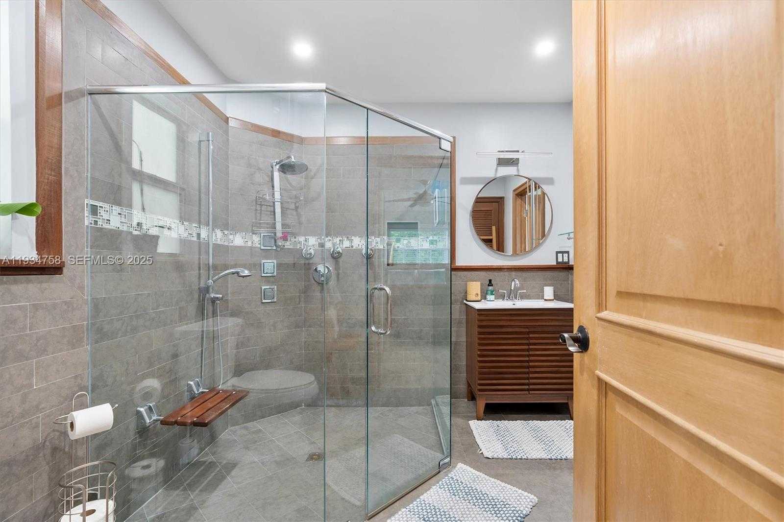 Small Image of 390 NORTH EAST 103RD ST, Miami Shores Number 37