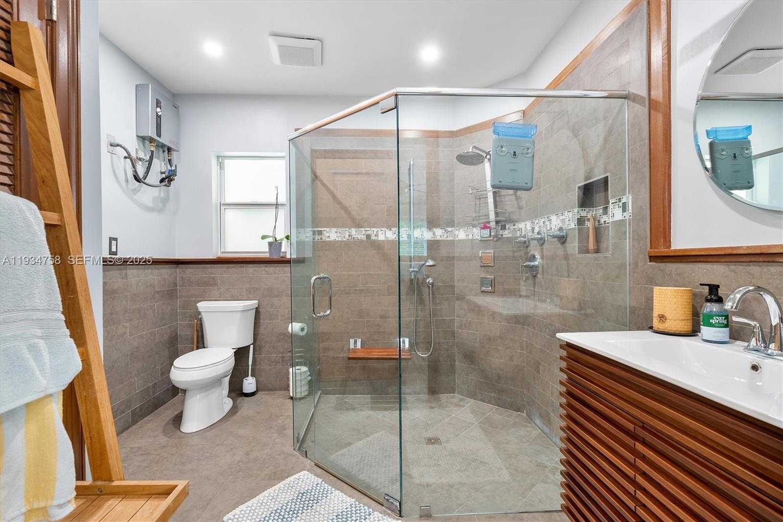 Small Image of 390 NORTH EAST 103RD ST, Miami Shores Number 38