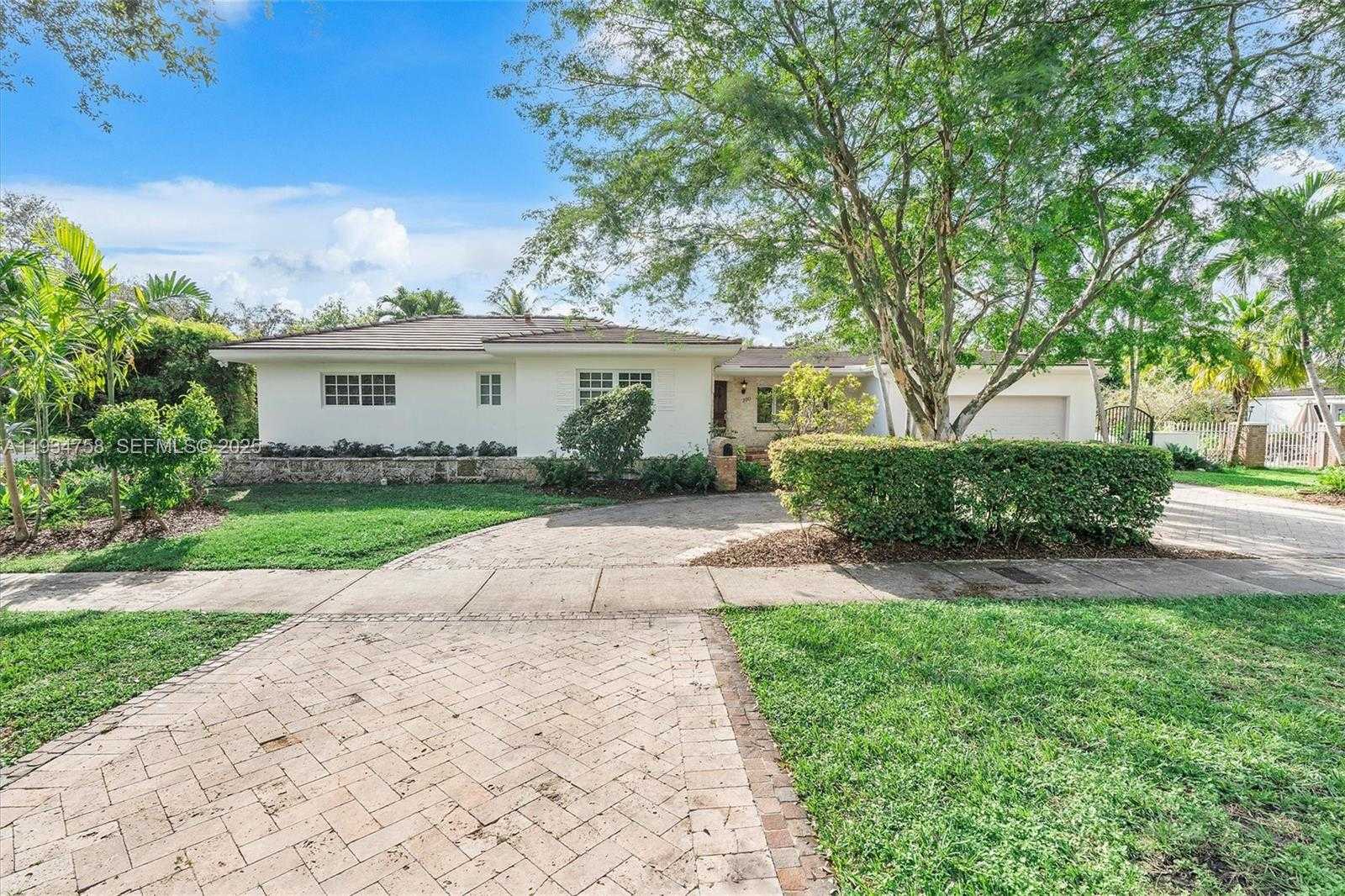 Small Image of 390 NORTH EAST 103RD ST, Miami Shores Number 51