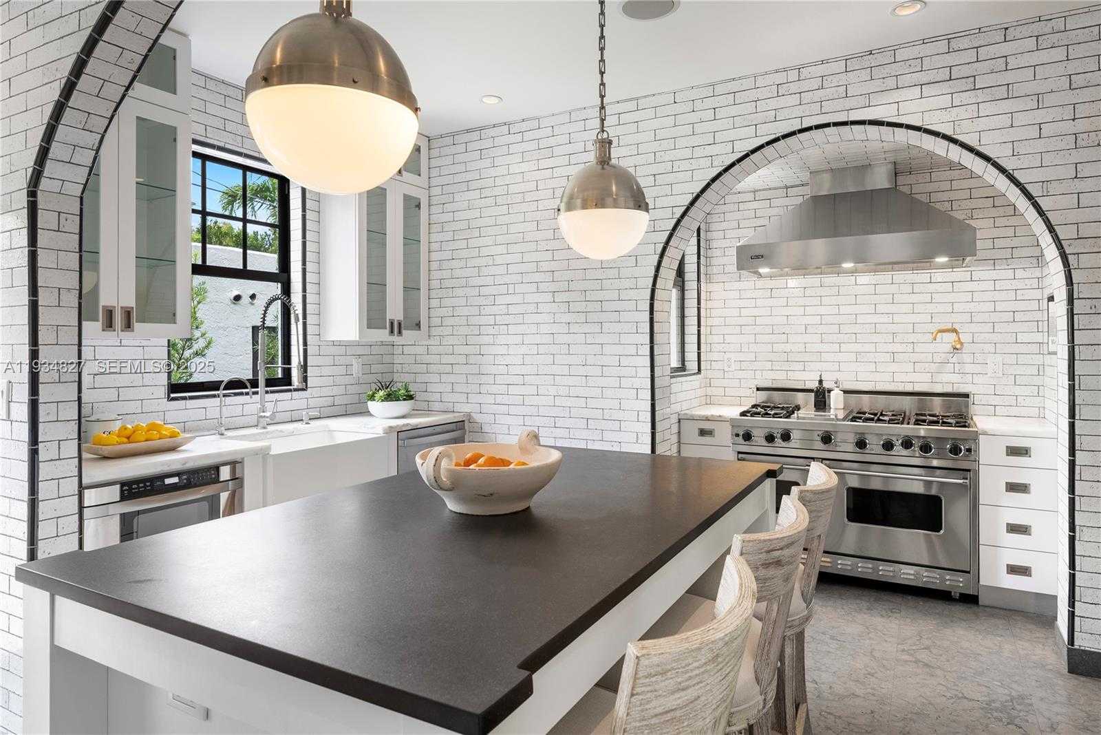 Small Image of 628 NORTH EAST 59TH ST, Miami Number 14