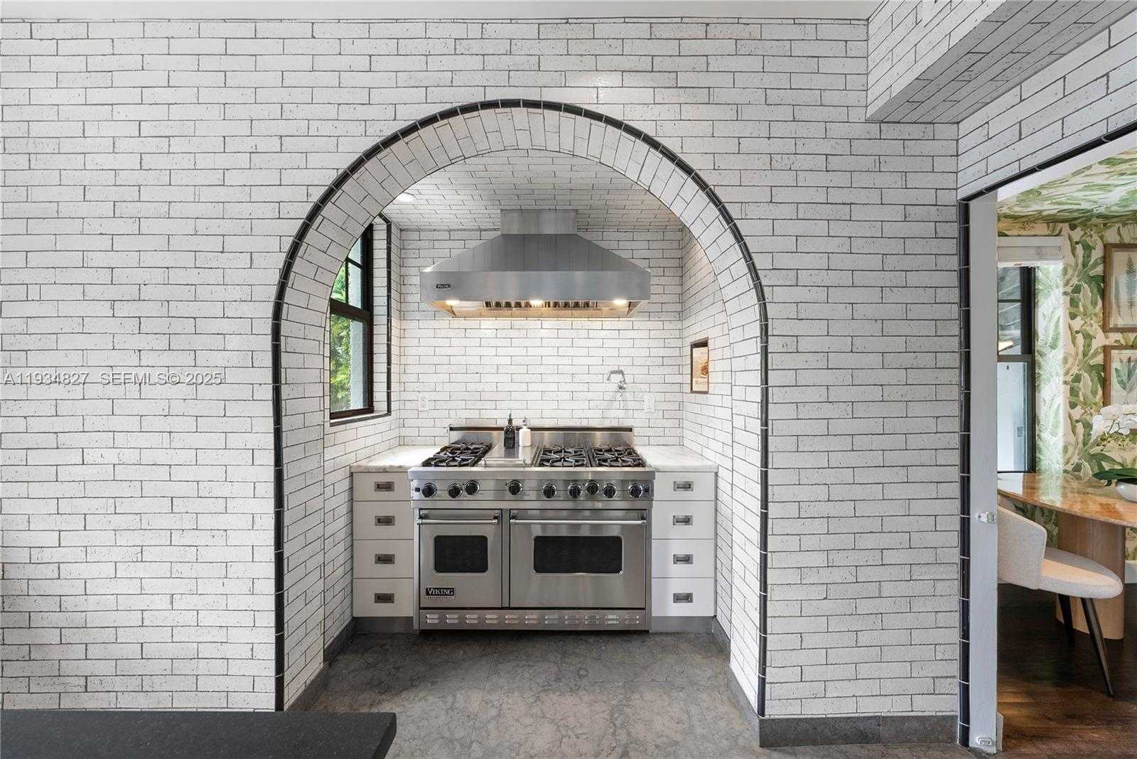 Small Image of 628 NORTH EAST 59TH ST, Miami Number 18