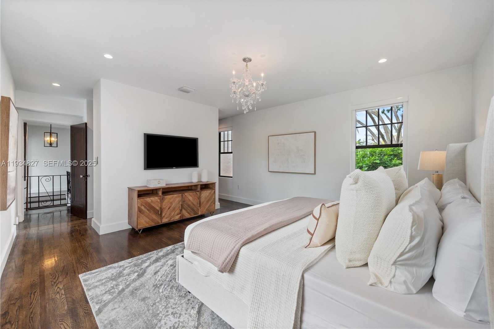 Small Image of 628 NORTH EAST 59TH ST, Miami Number 23