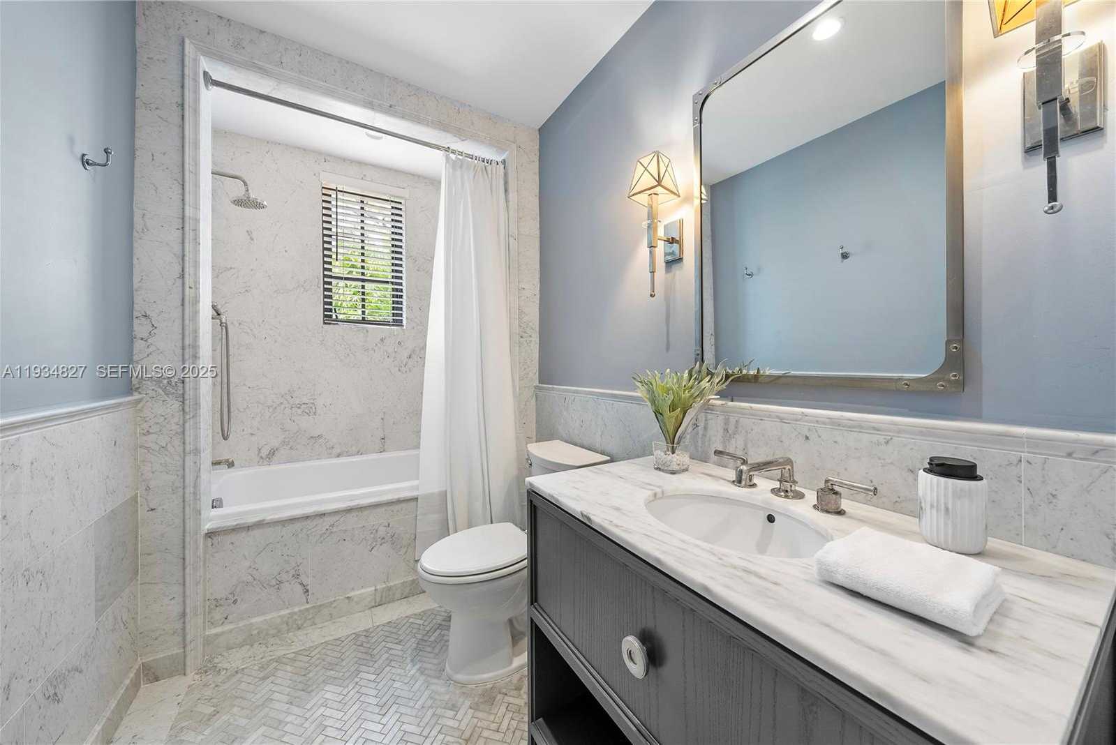 Small Image of 628 NORTH EAST 59TH ST, Miami Number 29