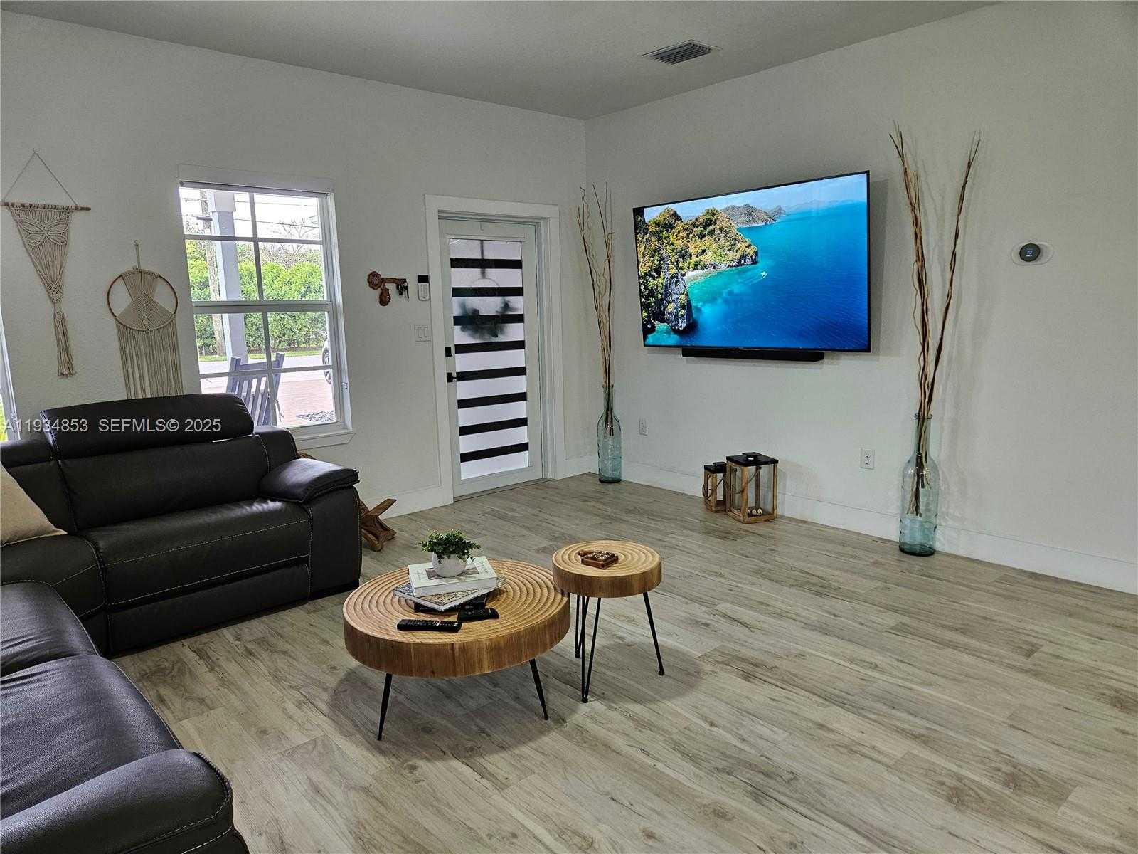 Small Image of 22155 MIAMI AVE, Miami Number 4