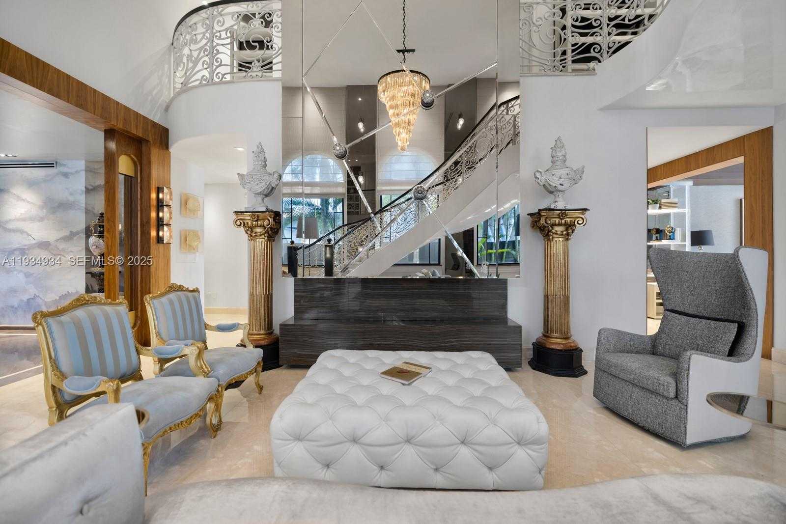 Small Image of 176 SOUTH HIBISCUS DRIVE, Miami Beach Number 14