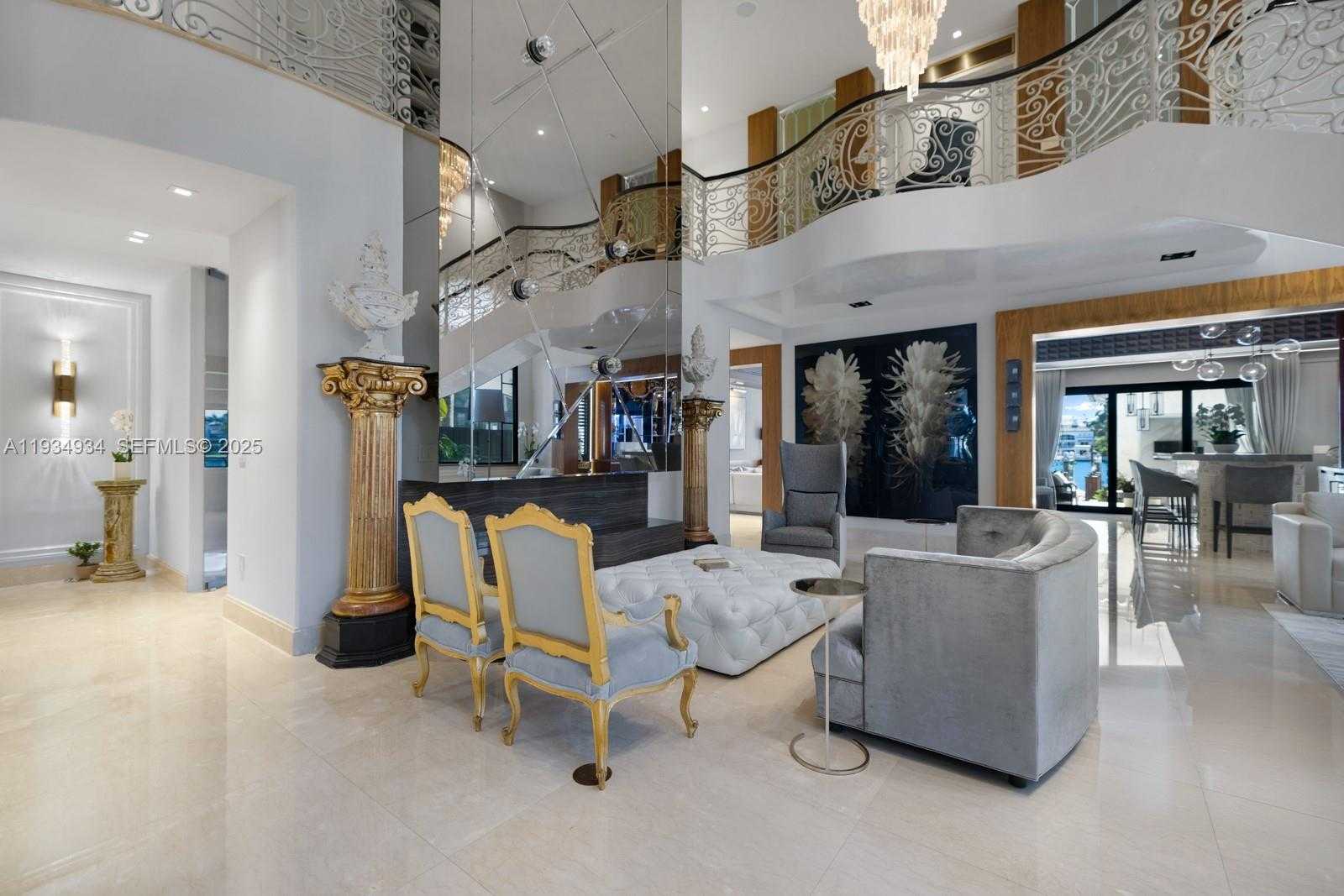 Small Image of 176 SOUTH HIBISCUS DRIVE, Miami Beach Number 15