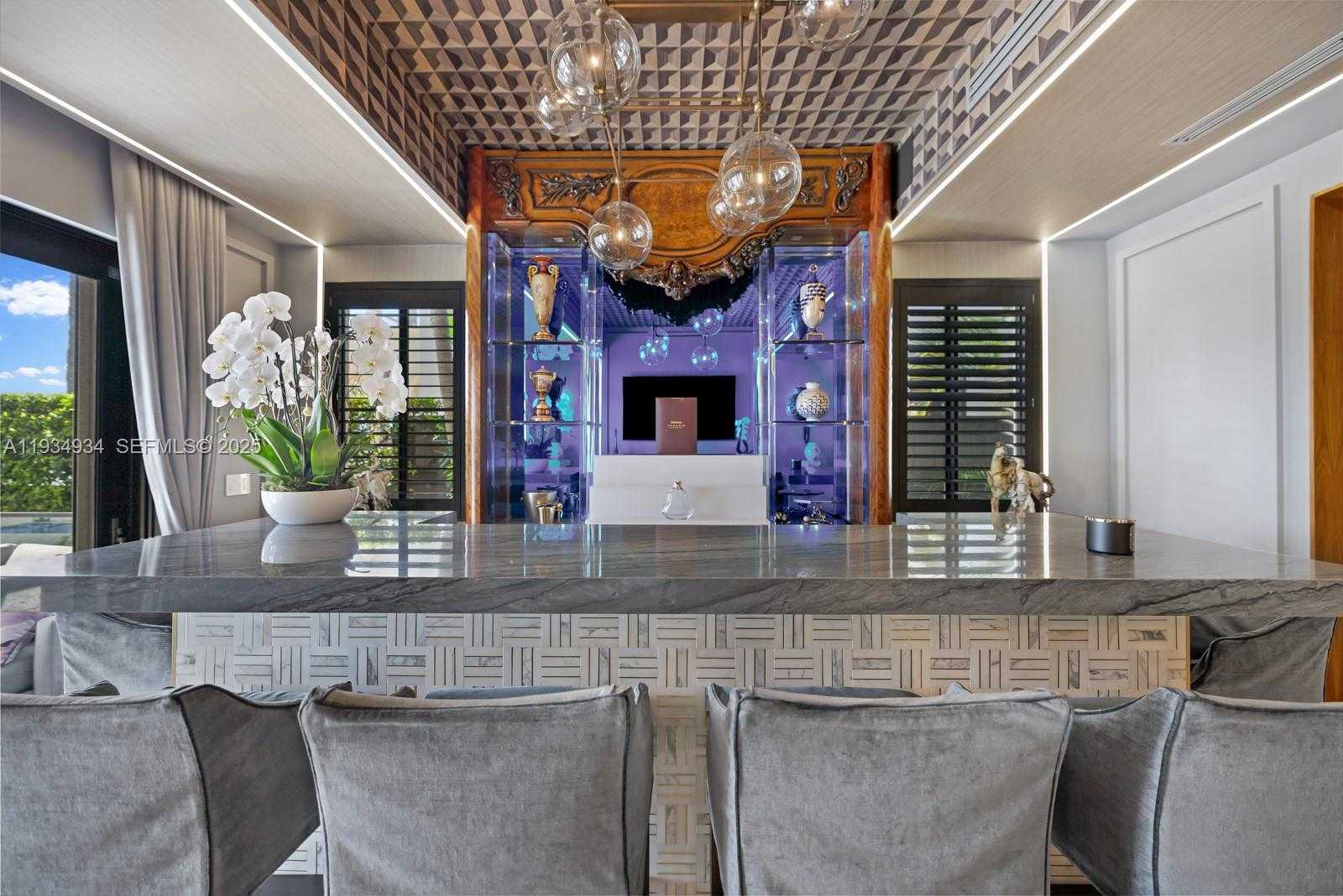 Small Image of 176 SOUTH HIBISCUS DRIVE, Miami Beach Number 17