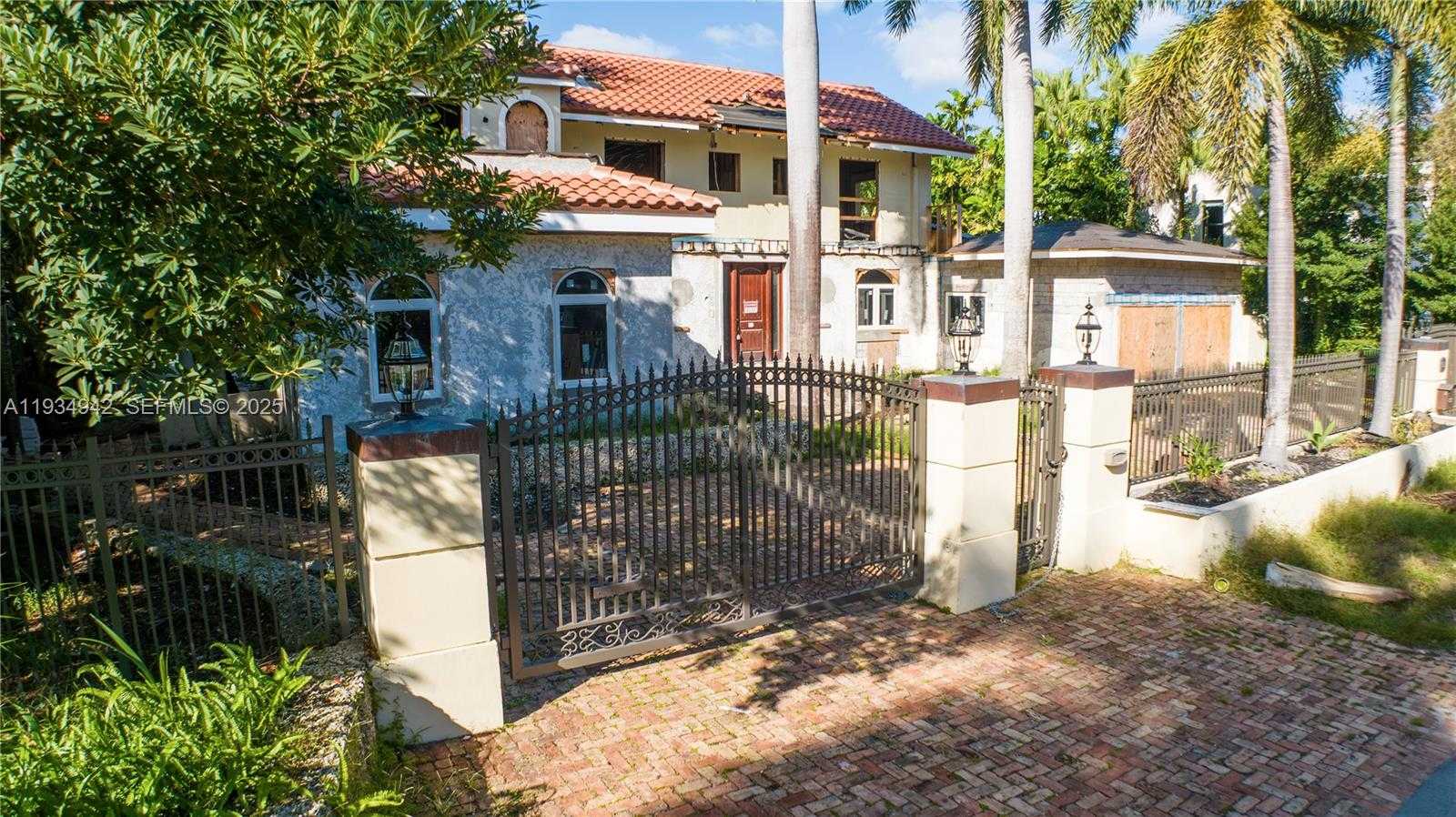 Small Image of 625 CORAL WAY, Fort Lauderdale Number 14