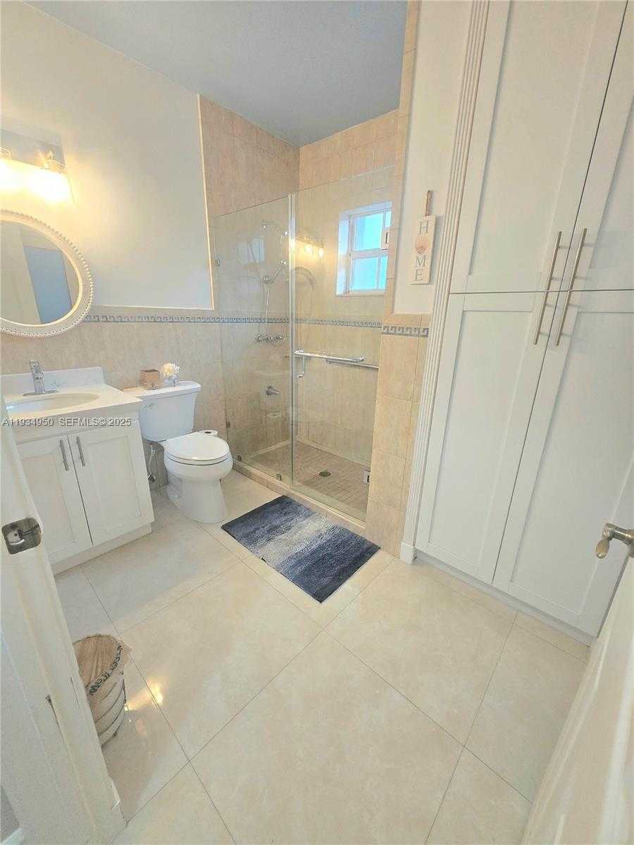 Small Image of 16422 NORTH WEST 83RD PL, Miami Lakes Number 32